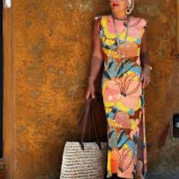 Perfect Summer Dress - Picture 6 of 6